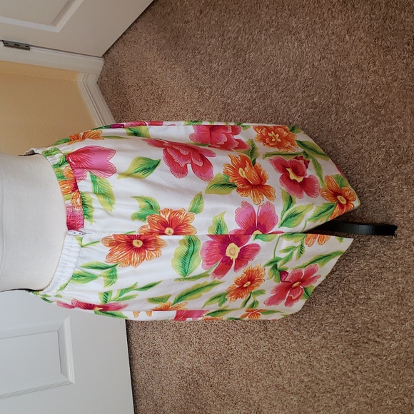 Sag Harbor 2 Piece Tropical Print Skirt Set - Picture 6 of 10